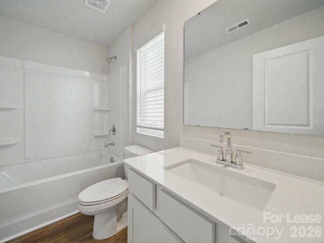 Building Photo - 13300 Hampton Bay Ln