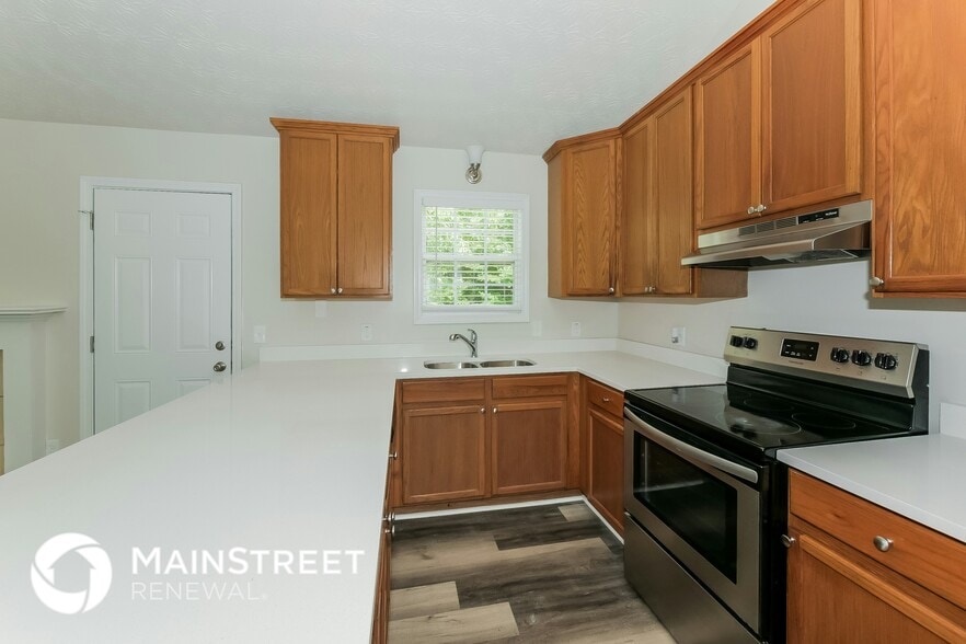 Building Photo - 135 Tara Way