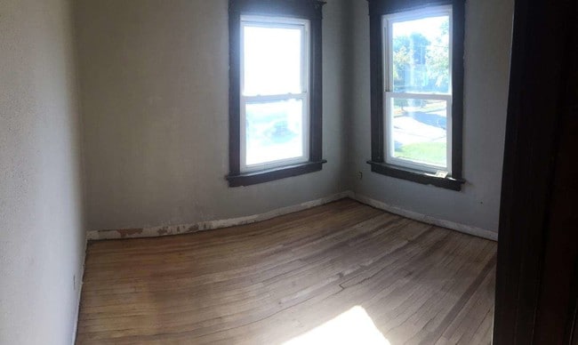 Building Photo - 57 Mulberry St