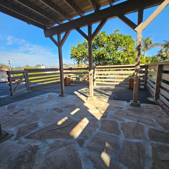 Building Photo - 775 Neptune Ave