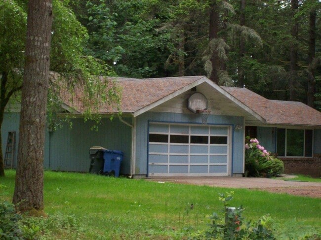 Building Photo - STATUS: PENDING APPLICATION- | R35 |$1895....