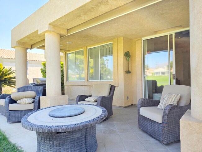 Building Photo - 29899 E Trancas Dr