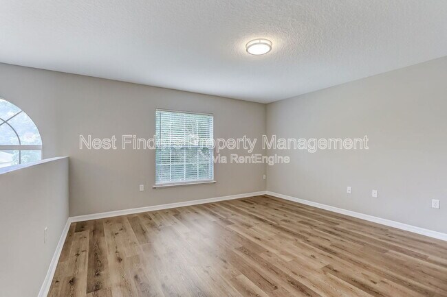 Building Photo - 172 King Arthur Ct