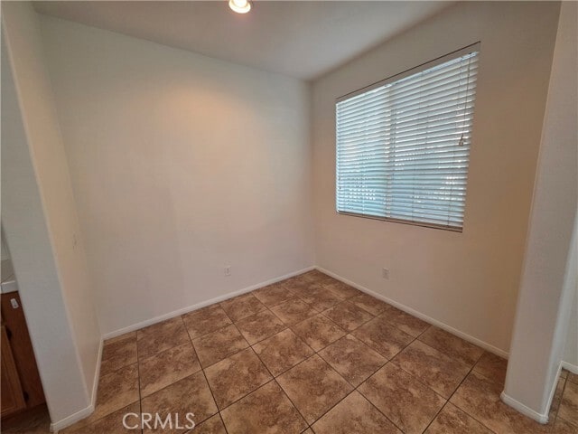 Building Photo - 2035 E Harvard Privado