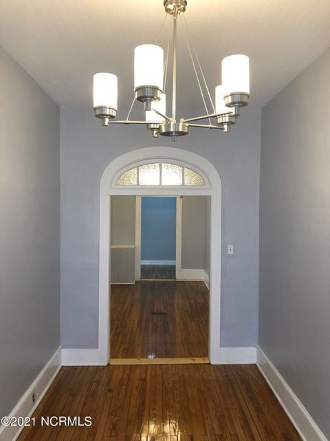 Building Photo - 605 SE 3rd St