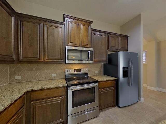 Building Photo - 625 Fox View Dr