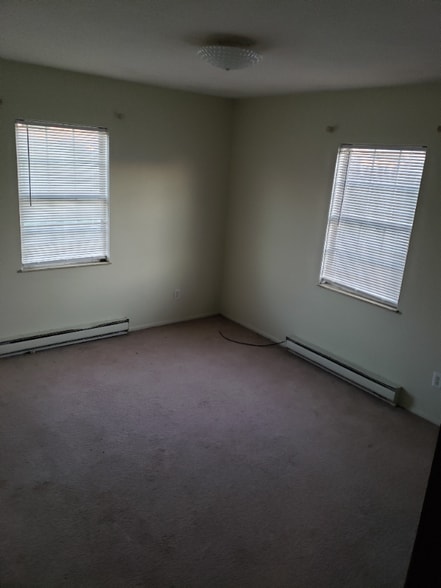 Building Photo - 887 Arden Ave