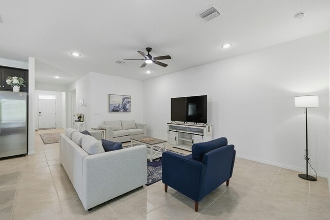 Building Photo - 5157 NW 43rd Ln Rd