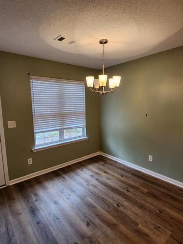 Building Photo - 404 Dunmurry Pl