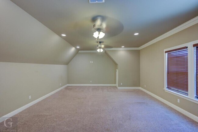 Building Photo - 3038 Sagefield Ln