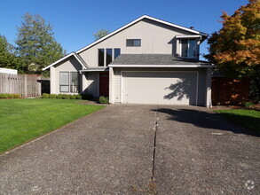 Building Photo - Beautiful home In Wonderful Rock Creek Nei...
