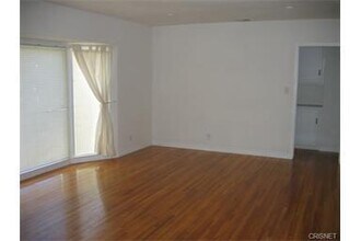 Building Photo - 6724 Jumilla Ave