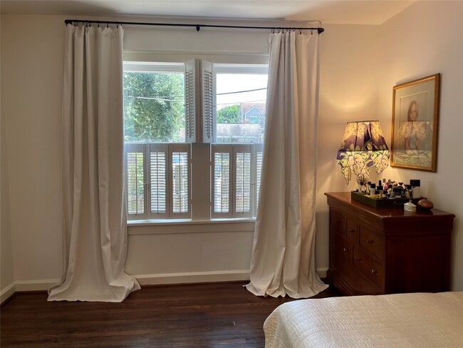 Building Photo - 429 Hawthorne St