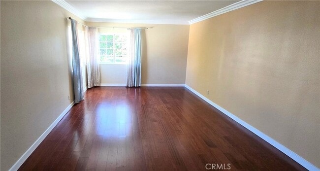 Building Photo - 1400 Post Rd