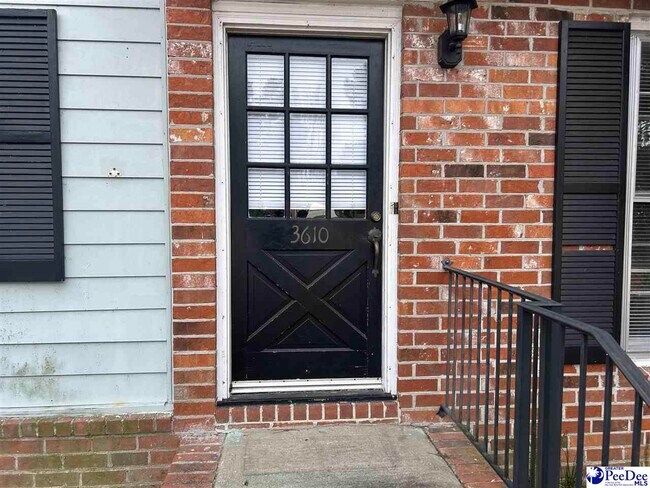 Building Photo - 3610 Perth St