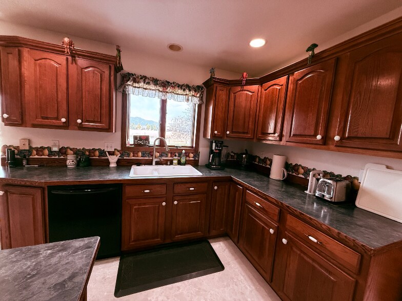 Building Photo - 88 Kirsha Ln