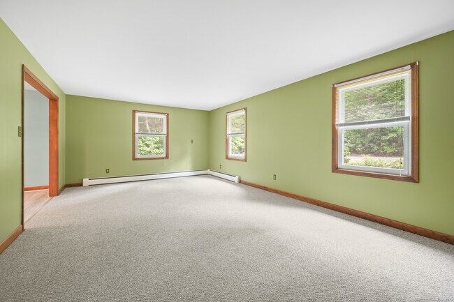 Building Photo - 108 Monson Rd