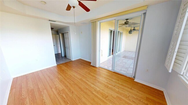 Building Photo - 255 West End Dr