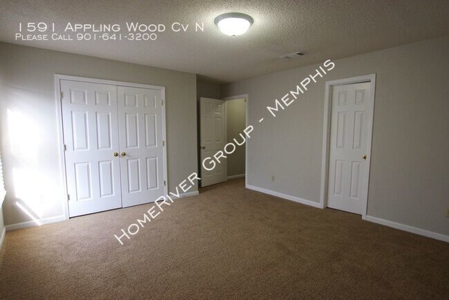 Building Photo - Updated Cordova Home!