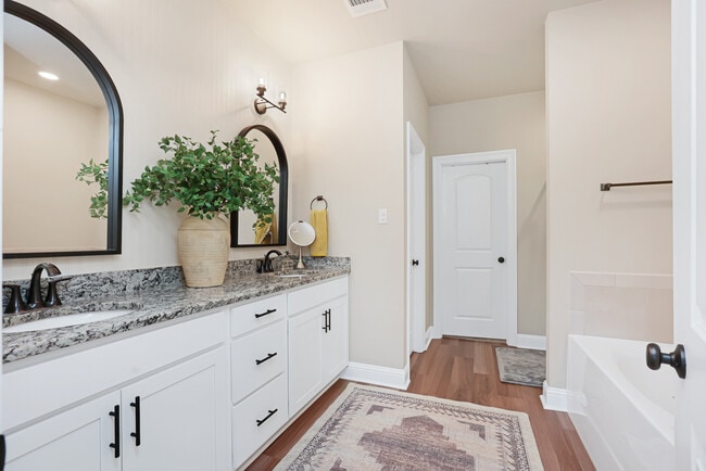 Building Photo - 2429 Bald Cypress Dr