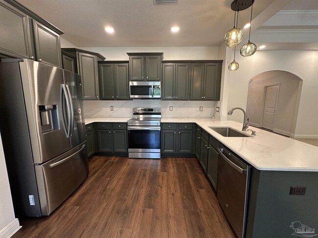 Building Photo - 8729 Bradfield Dr