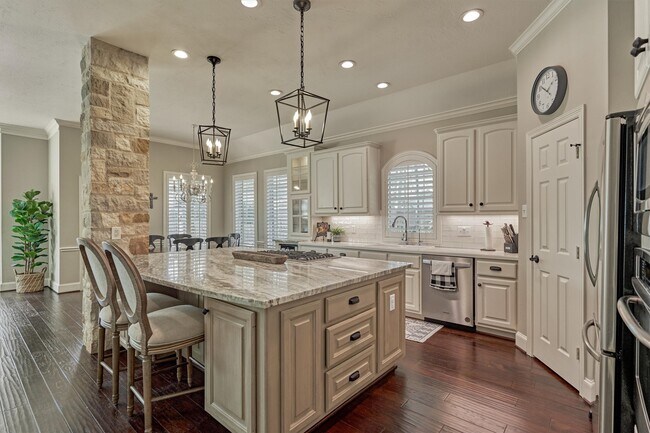 Building Photo - 87 W Honey Grove Pl