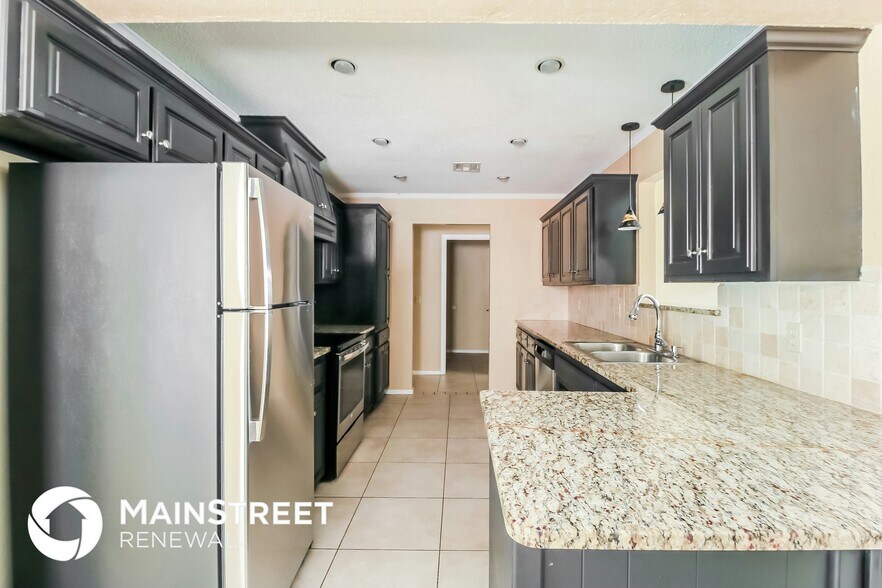 Building Photo - 8312 NW 109th Terrace