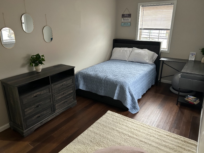 Building Photo - 57-63 Iron St