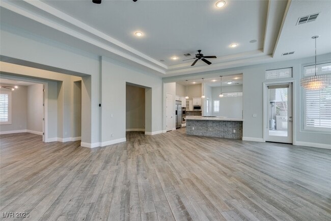 Building Photo - 1704 Cypress Manor Dr