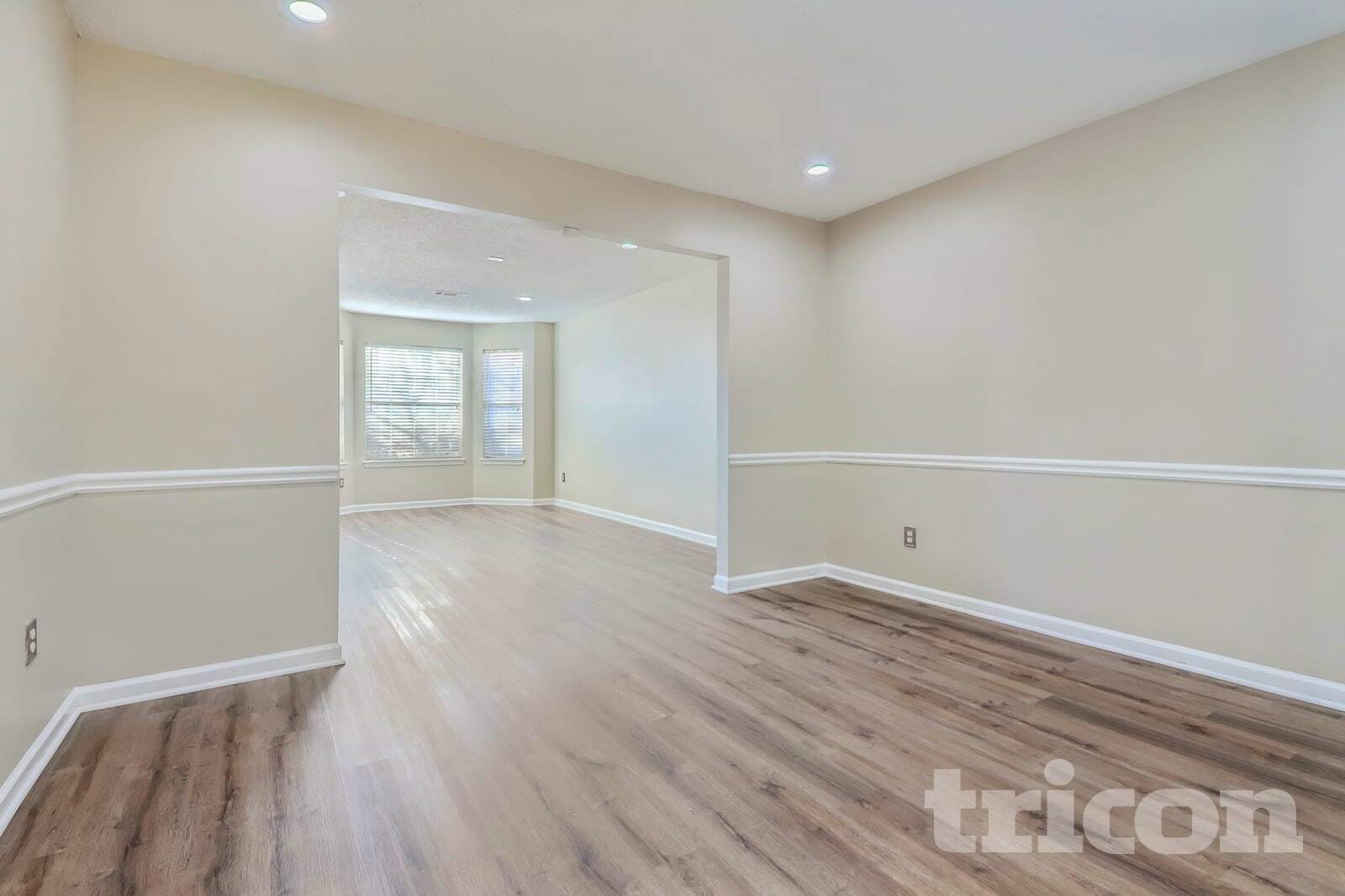 Building Photo - 589 Lakewater View Dr