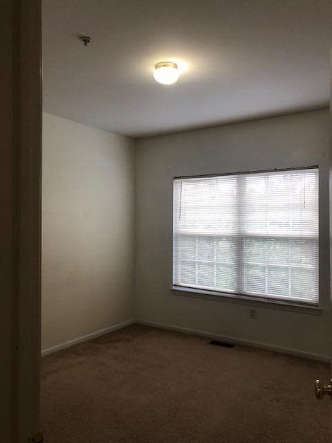 Building Photo - 1021 Maiden Ln