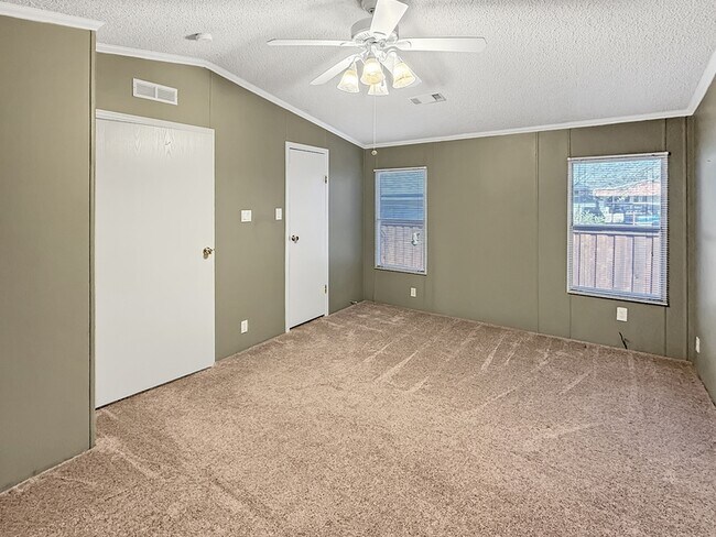 Building Photo - 6505 Christa Ct