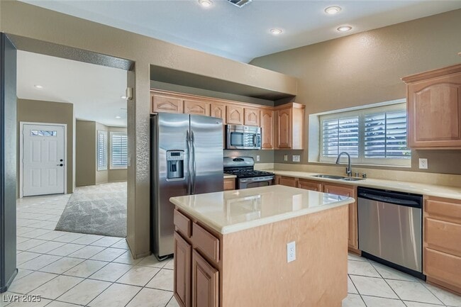 Building Photo - 8985 McLeod Dr