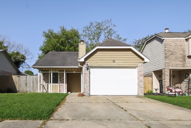 Building Photo - 11 Crestbriar Ct