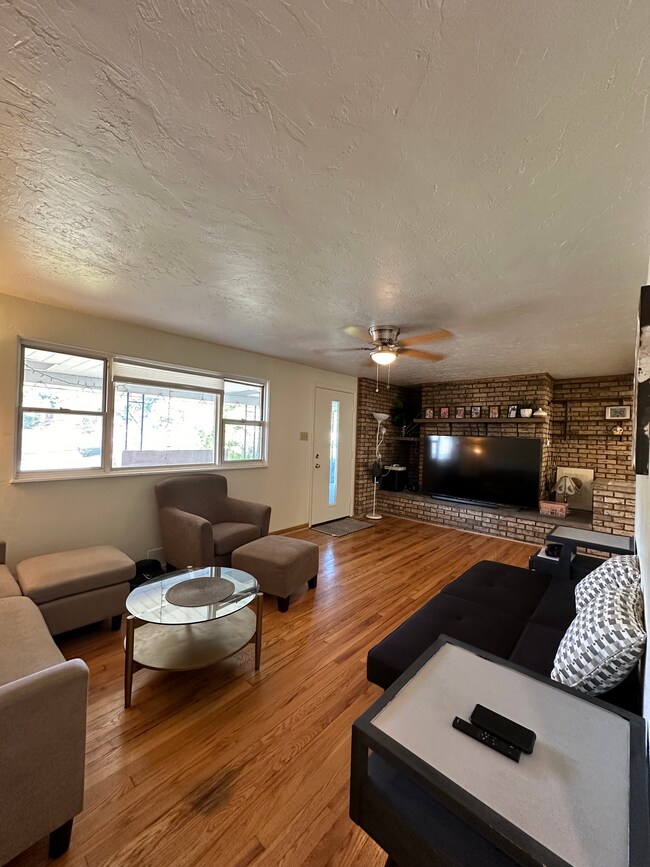 Living Room - 223 McClelland Rd