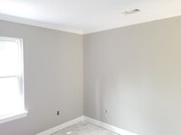 Building Photo - 3 bedrooms 2 baths - $1350 per month