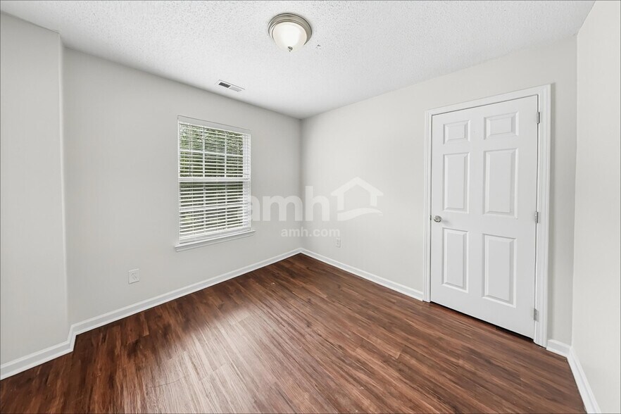 Building Photo - 13929 Hatton Cross Dr