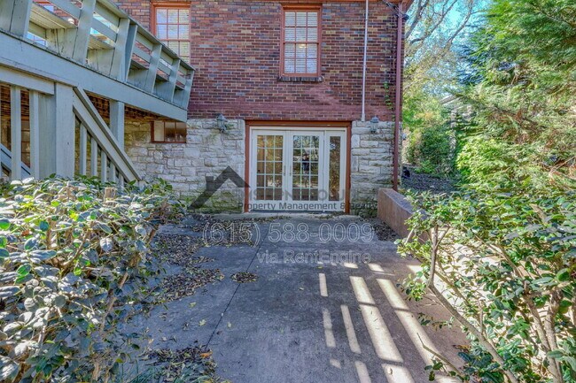 Building Photo - 502 32nd Ave S