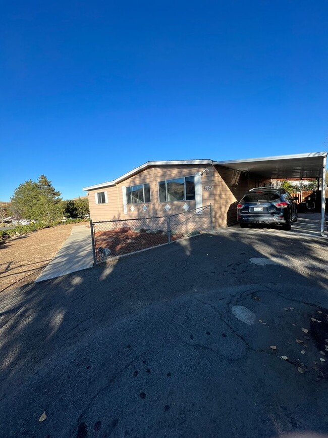 Building Photo - 4662 Maynard Wy