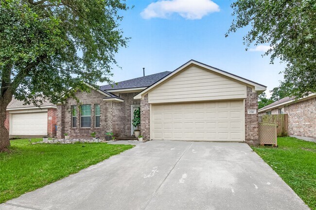Building Photo - 2510 Fox Water Dr