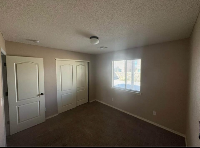 Building Photo - 14263 Hacienda Rock Dr