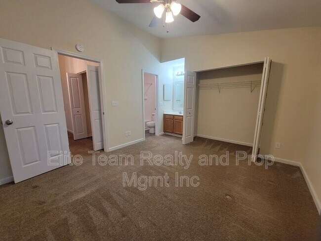 Building Photo - 3811 Mosscroft Ln
