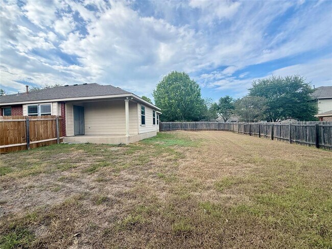 Building Photo - 149 Crizer Ct