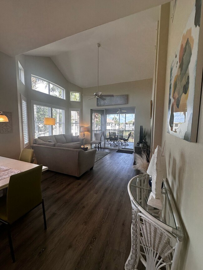 Building Photo - 16411 Millstone Cir