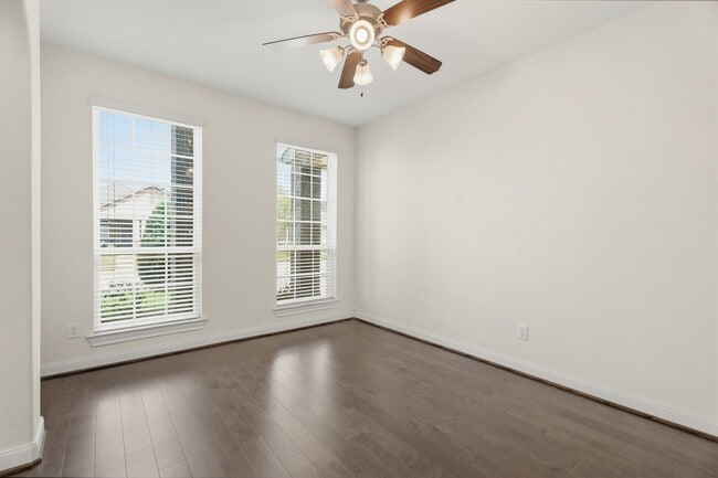 Building Photo - 2202 Lago Canyon Ct