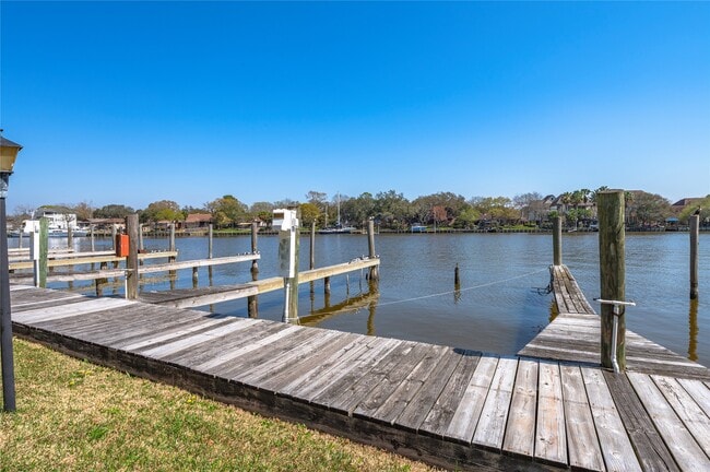 Building Photo - 18809 Egret Bay Blvd