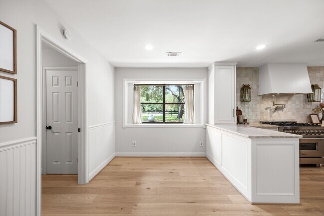 Building Photo - 21503 Fones Rd
