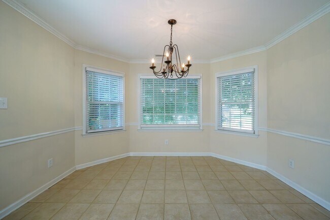 Building Photo - 5142 Blackberry Ln