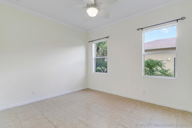 Building Photo - 11340 SW Vanderbilt Cir