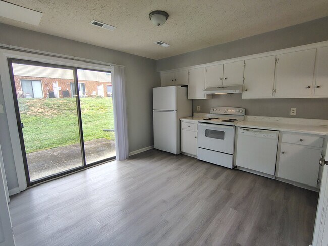 Building Photo - 16 Duiguid Dr